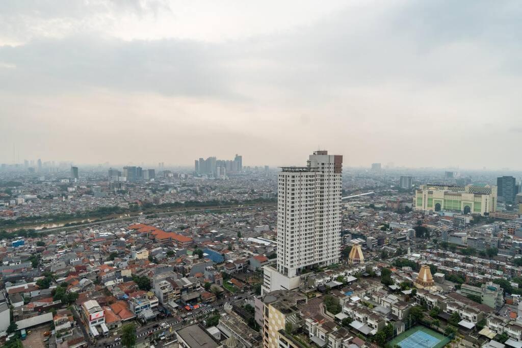 Modern & Comfy In Jakarta, Scbd Appartement *